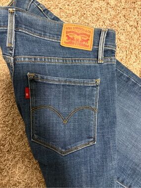 Levi's Women's Skinny Jeans - Medium Blue